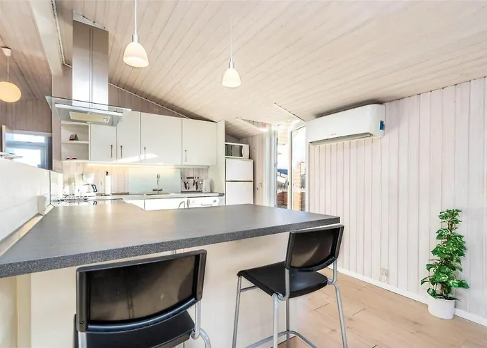 175-ringkobing-sortebaerdalen-7 *